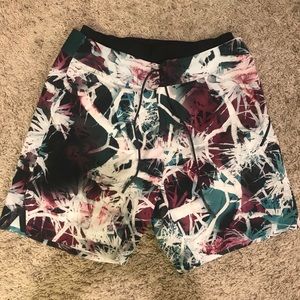 LuLuLemon Board Shorts with liner